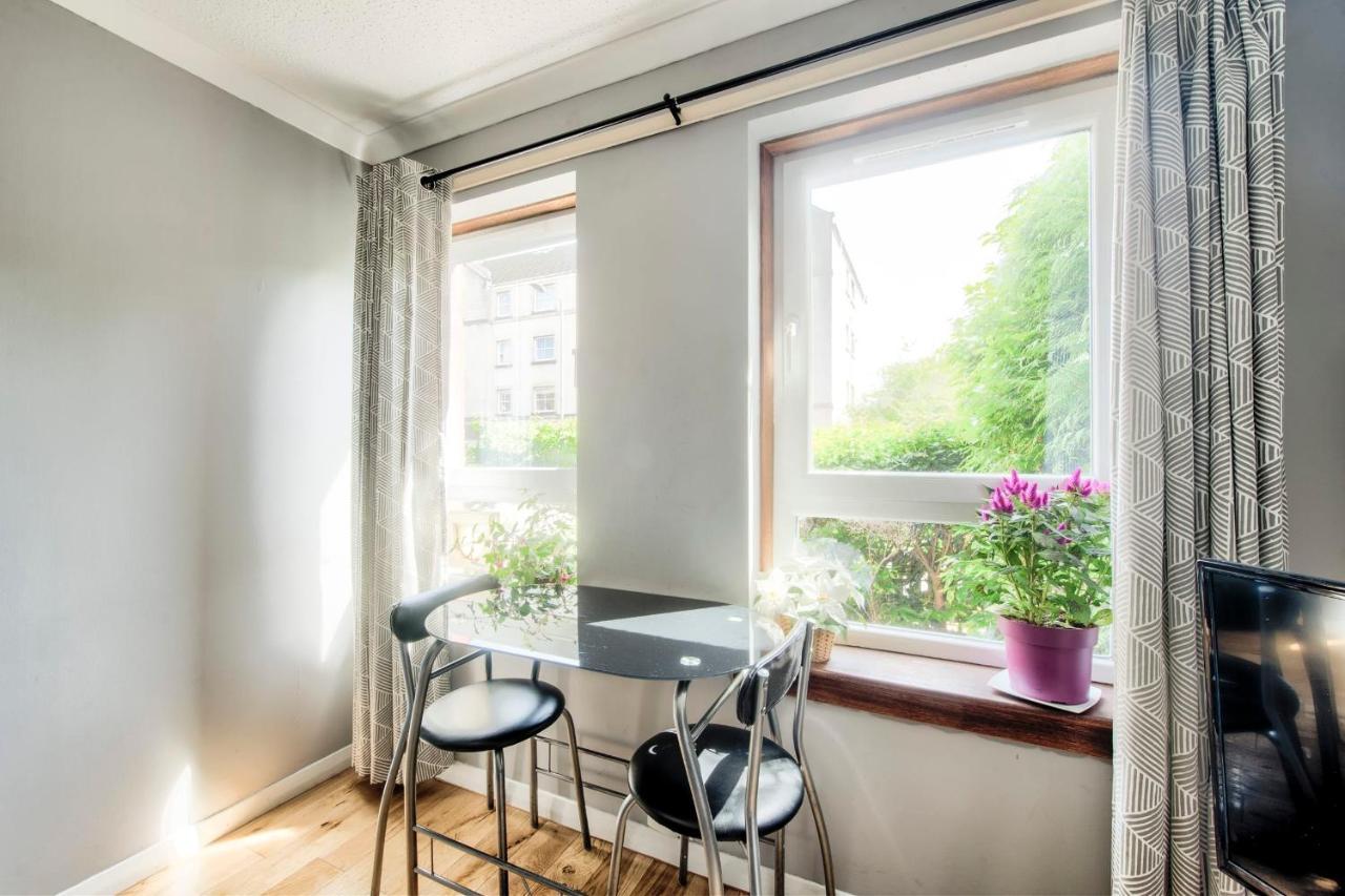 Guestready - Lovely 1 Bedroom Apartment Close To Town Center! Edimburgo Exterior foto